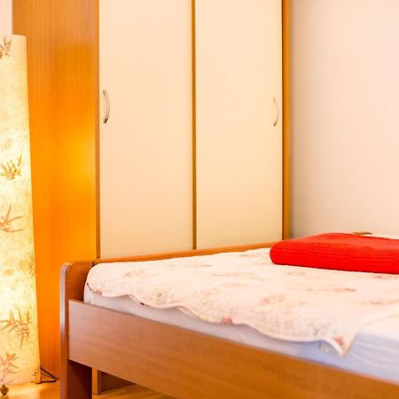 Apartments Lovas Vodice Ngoại thất bức ảnh