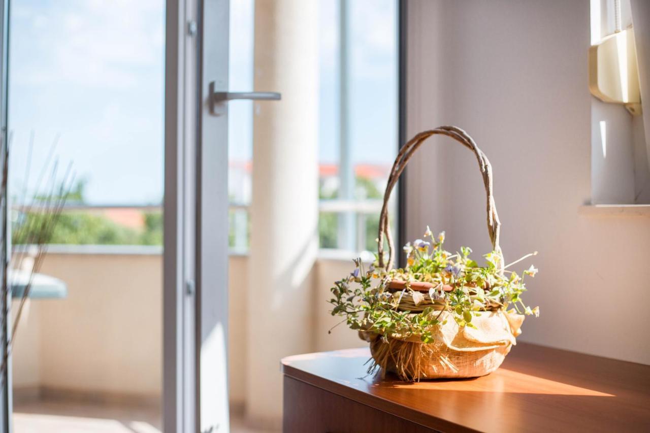 Apartments Lovas Vodice Ngoại thất bức ảnh