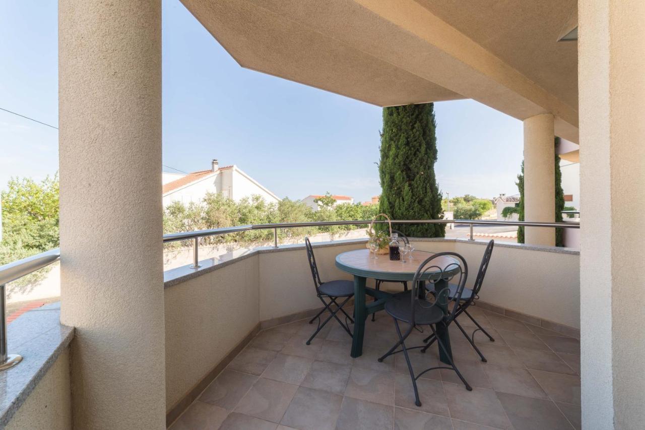 Apartments Lovas Vodice Ngoại thất bức ảnh